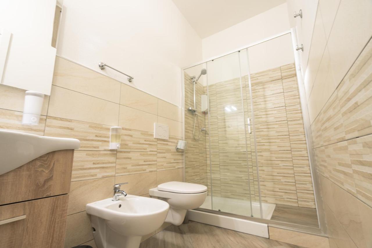 Domoblu Camere In Centro Tortolì Екстериор снимка