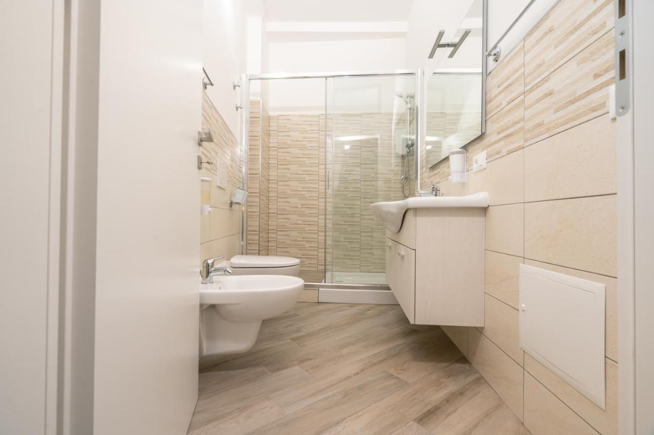Domoblu Camere In Centro Tortolì Екстериор снимка