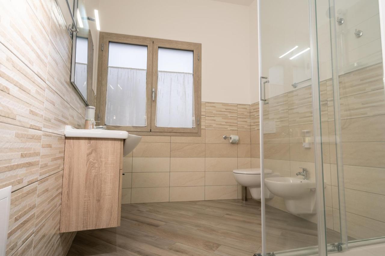 Domoblu Camere In Centro Tortolì Екстериор снимка
